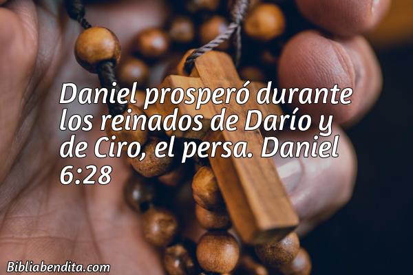 ¿Qué significa el Versículo Daniel 6:28?, su importancia y las lecciones que podemos conocer en este verso de la biblia. Explicación de Verso Daniel 6:28 en la biblia